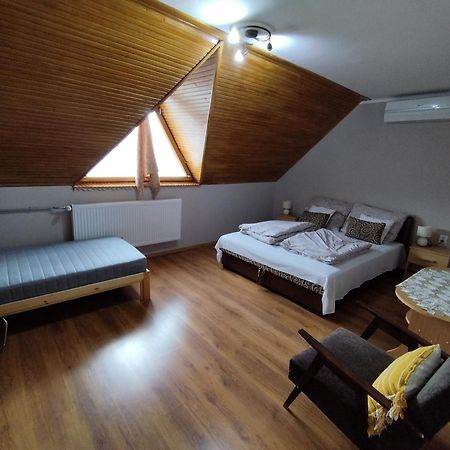 Luna Apartman Gyula Kültér fotó